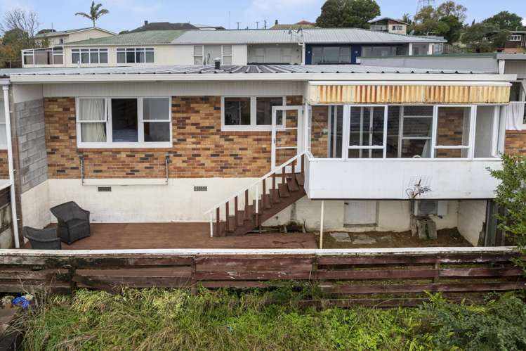 2/16B Penney Avenue Mount Roskill_13