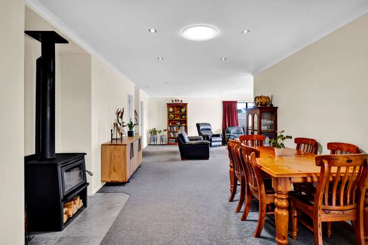 105 Mawhitiwhiti Road Normanby_16