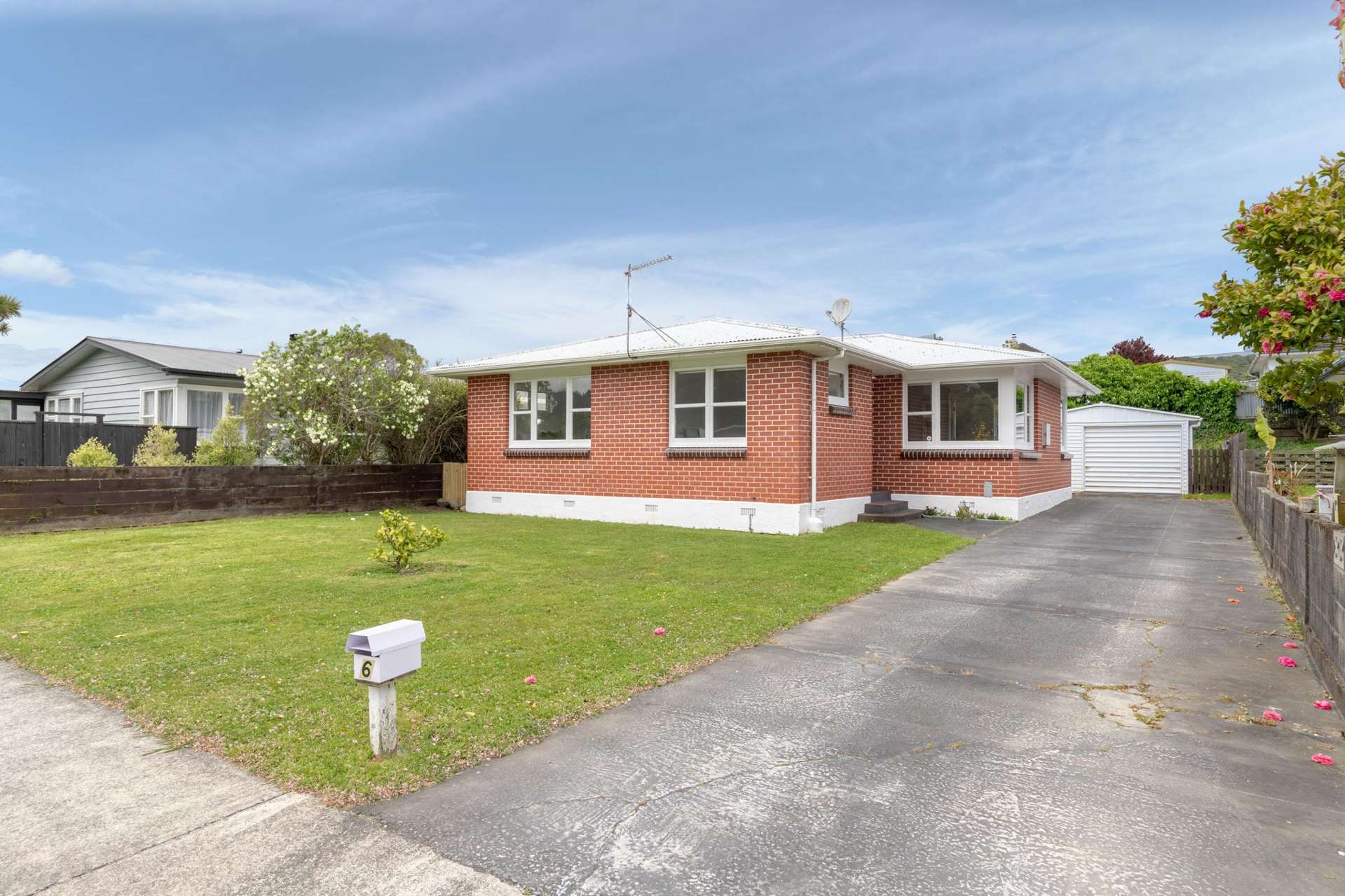 6 Ruru Crescent Heretaunga_0