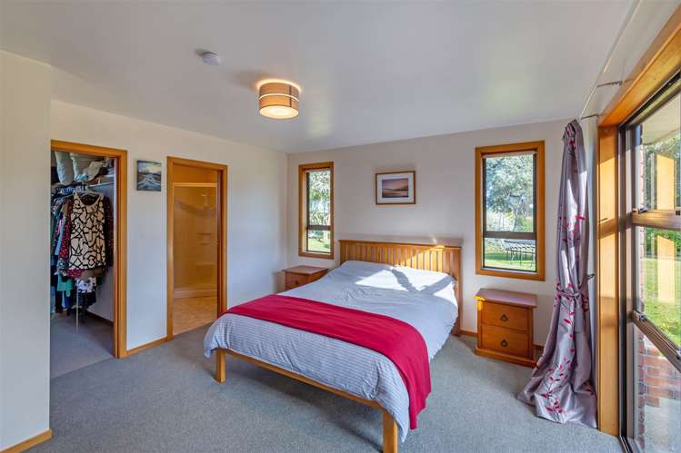 362 Brookside Road Burnham_9