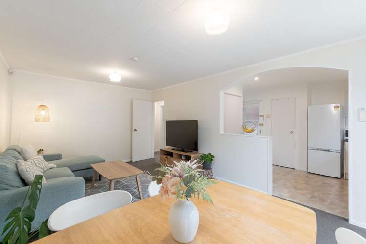 44/1 Hartford Crescent Totara Park_2