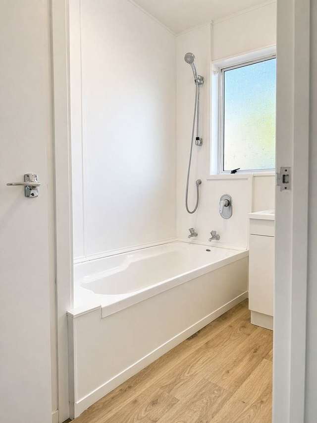 13B Hudson Road Flaxmere_2