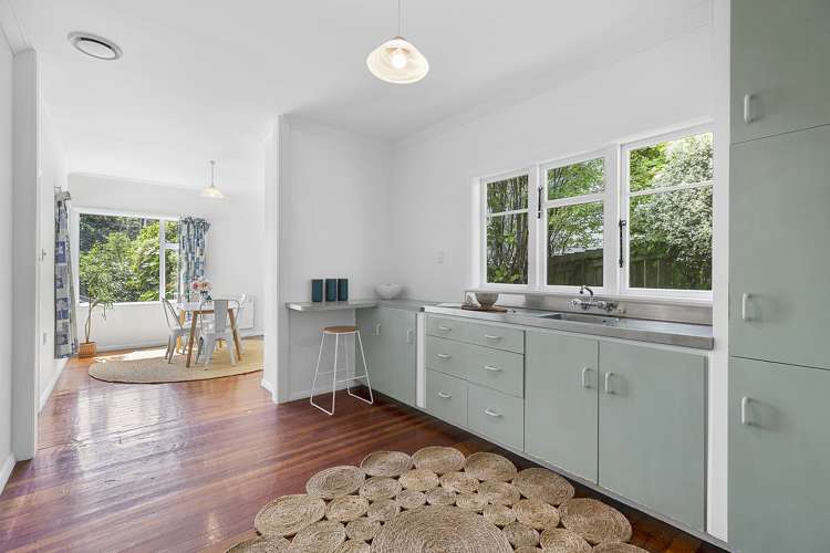 2 Chester Road Tawa_3