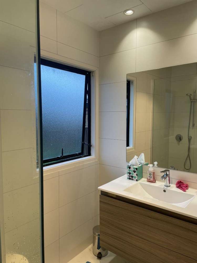 2/1 Barbados Dr Unsworth Heights_14