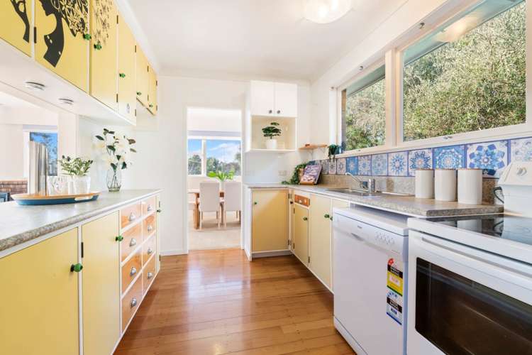 15 Pohutukawa Avenue Red Beach_6