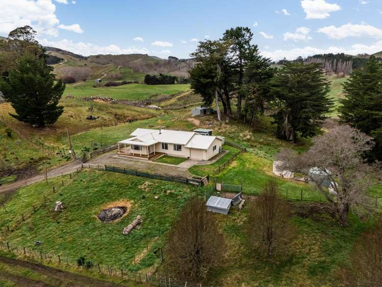 2069A Kahuranaki Road_3