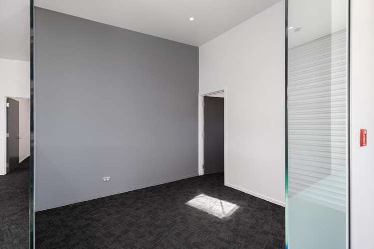 1 Cadillac Way (Level 1 Office) Annesbrook_10