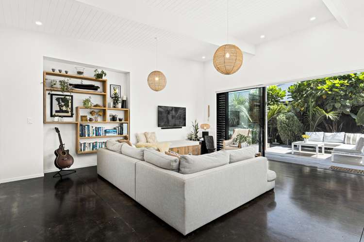 10 Shearwater Lane Point Wells_5