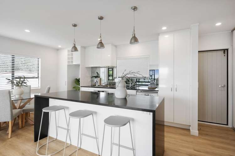 2/38A Nor'East Drive Northcross_8