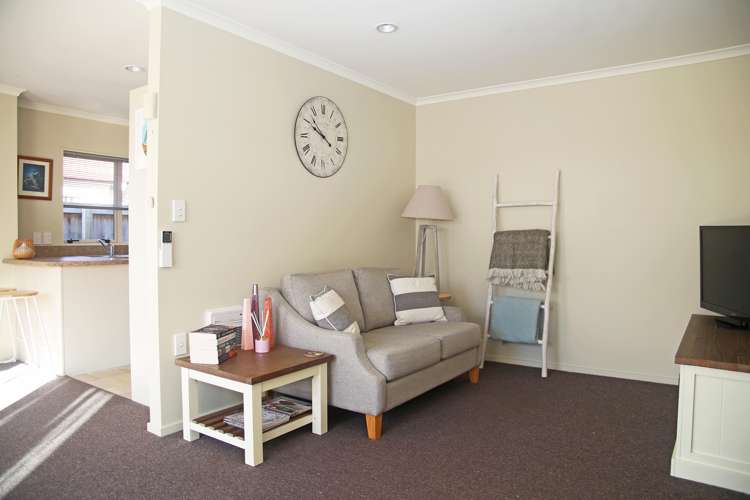 2/53 Parker Street Motueka_5