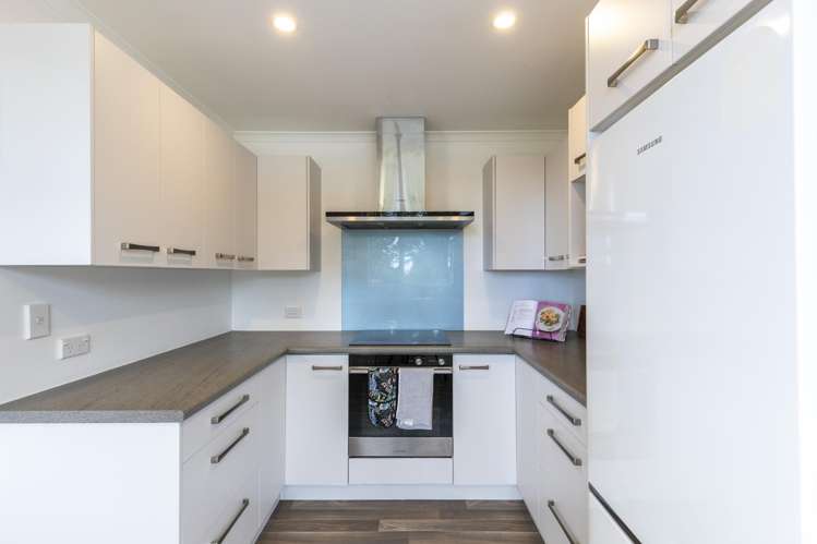 106b Seaview Road Westown_8