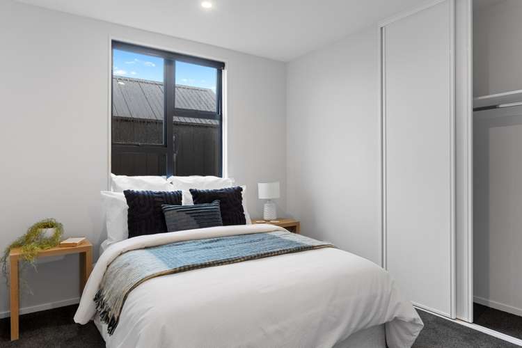 2/58 Waltham Road Sydenham_16