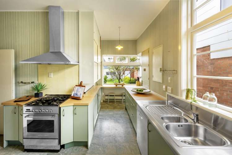 224 Queens Drive Lyall Bay_5