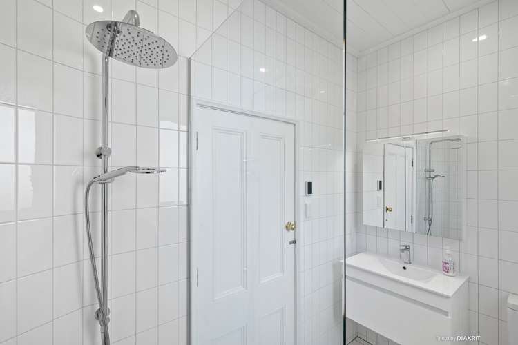 7 Manley Terrace Newtown_9