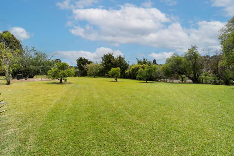 3 Mackesy Road Parahaki_20