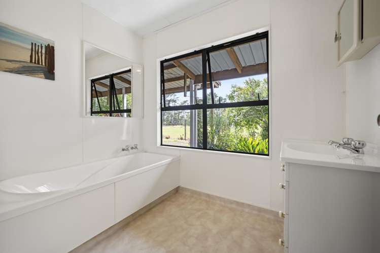 986 Tinopai Road Tinopai_40