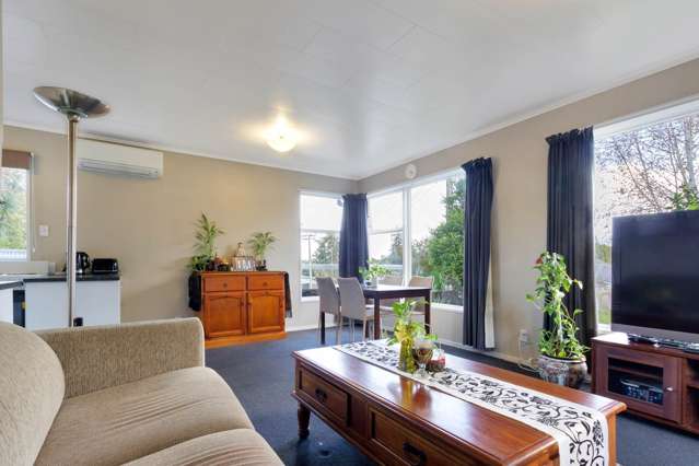 1/10 Rickards Place New Lynn_2