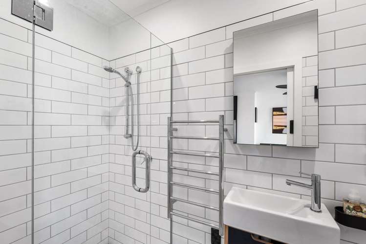 14 Corry Avenue Bluff Hill_32