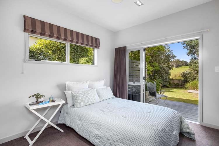 63 Athol Place Algies Bay_15