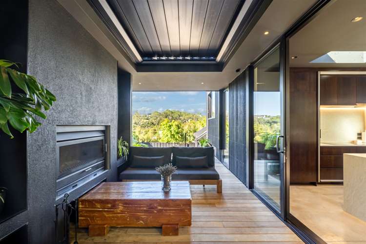 16 Asbury Crescent Campbells Bay_1