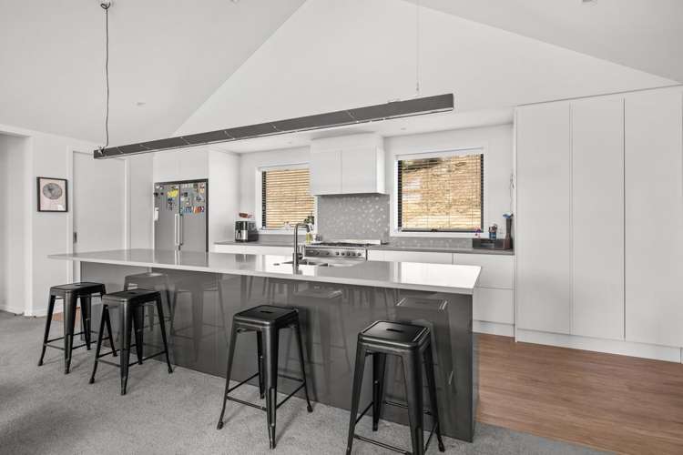 98 Aronui Road Alexandra_33