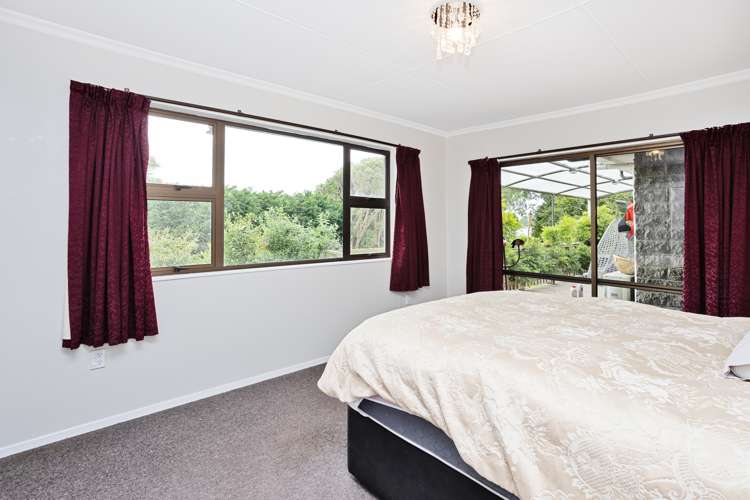 143 Black Road Otatara_16