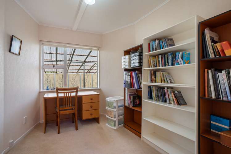 10 Matapouri Road Mangere Bridge_11