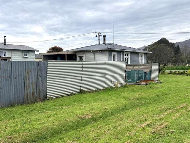 22 Peel Street Cobden_1