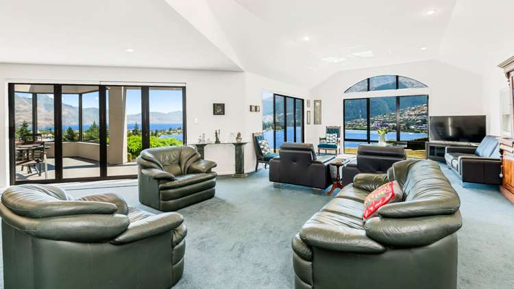 8 Garland Terrace Kelvin Heights_2