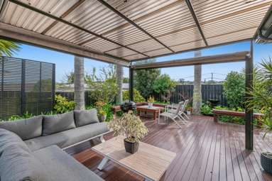 2/26 James Street_3