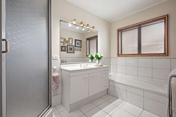 60 Simmental Crescent Somerville_13