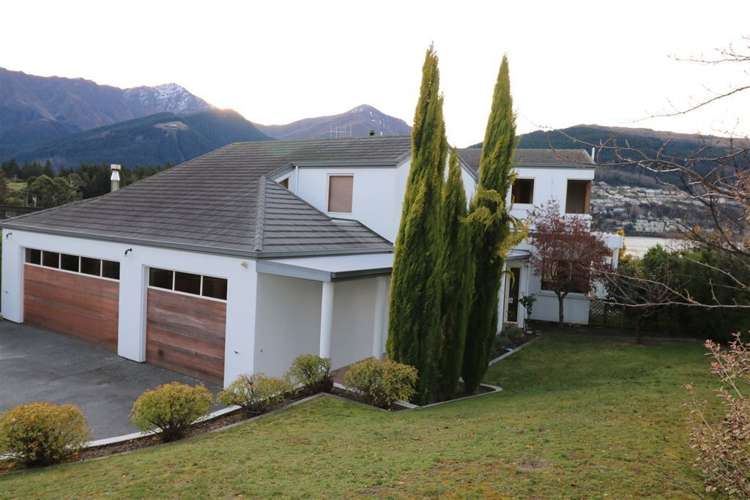 713 Peninsula Road Kelvin Heights_0