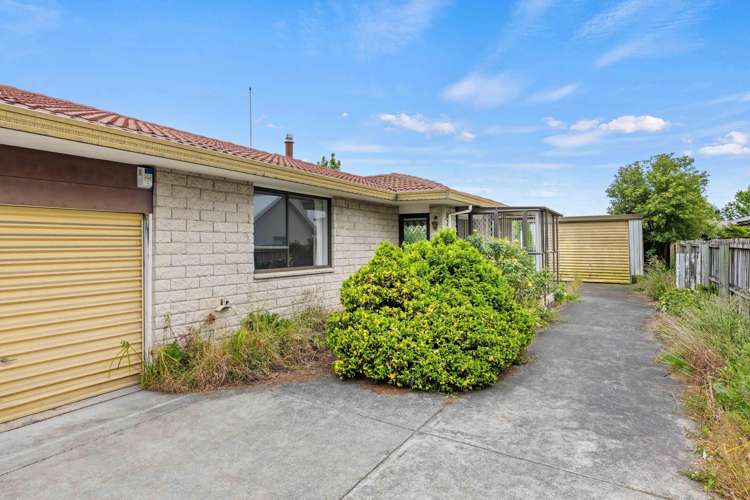 1&2/201 Innes Road St Albans_6