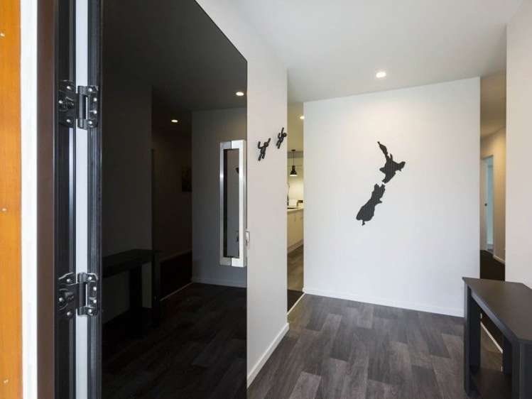 98 Riverstone Drive Riverstone Terraces_15