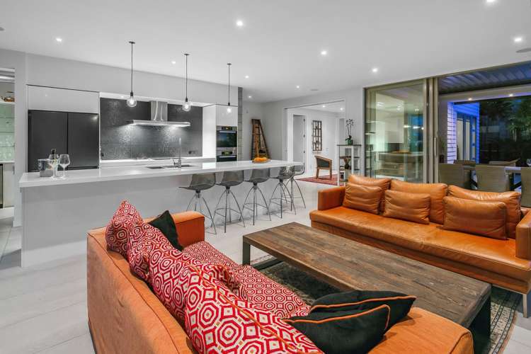 58a Peter Terrace Castor Bay_14