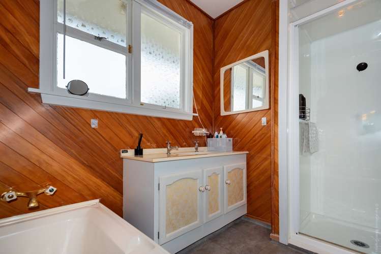 10 Lenton Street Aranui_21