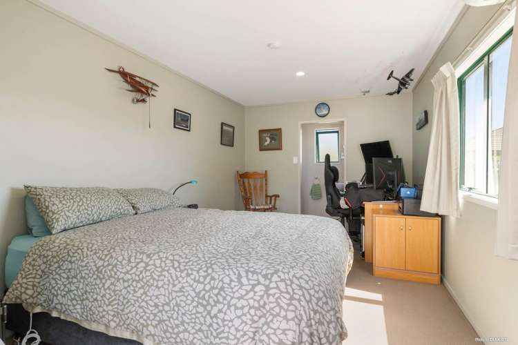 17 Seaview Rise Waiuku_6