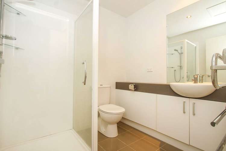 B11/60 Masons Road Oteha_7