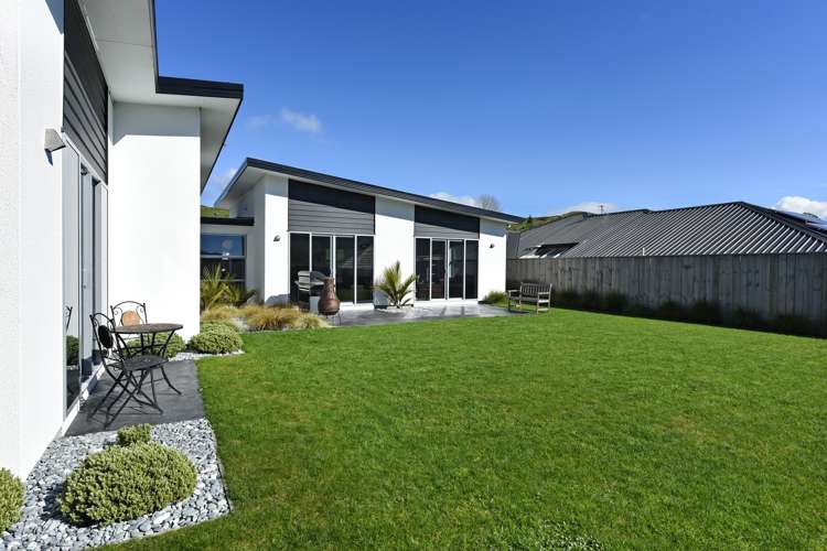 66 Sanctuary Drive Stoke_1