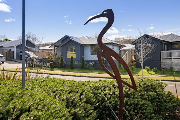 2 Hauruia Way Pyes Pa_14