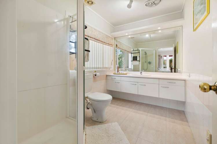 7 Kentia Way Somerville_20