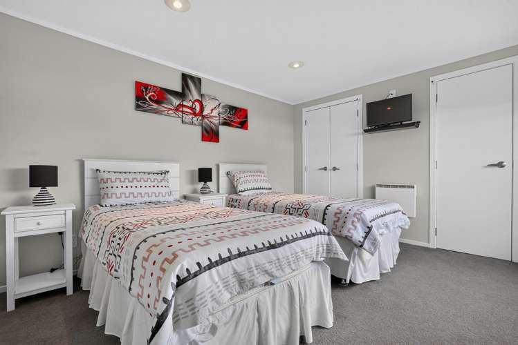 92 Rosario Crescent Red Beach_18
