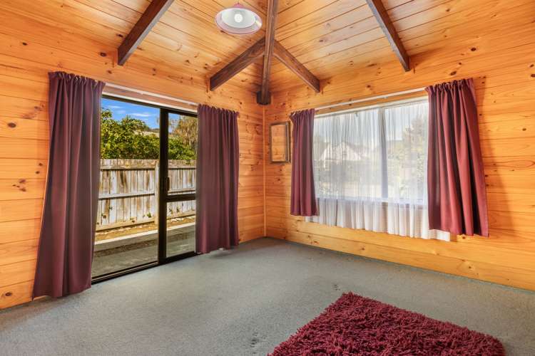 17 Huia Street Waikawa_26