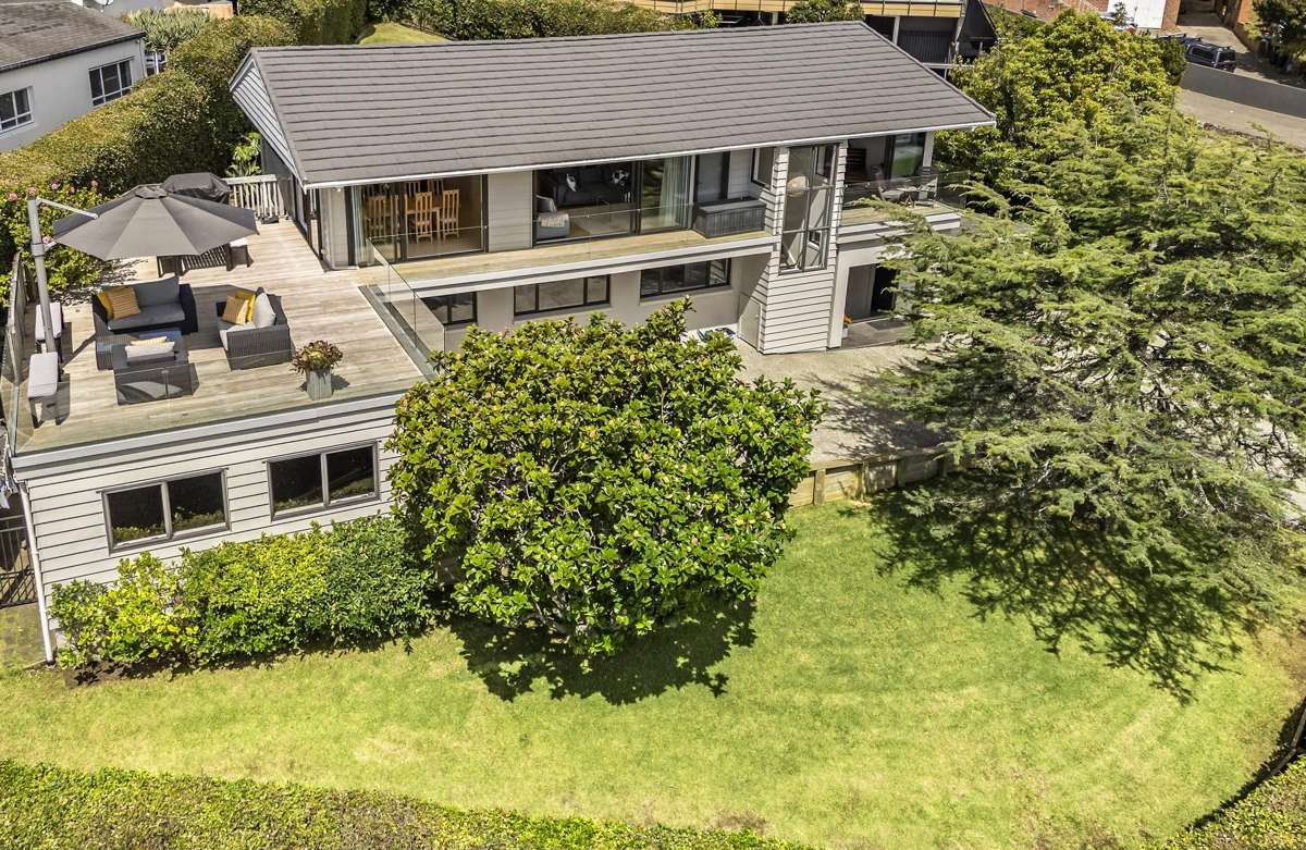 1 Vanessa Crescent_0