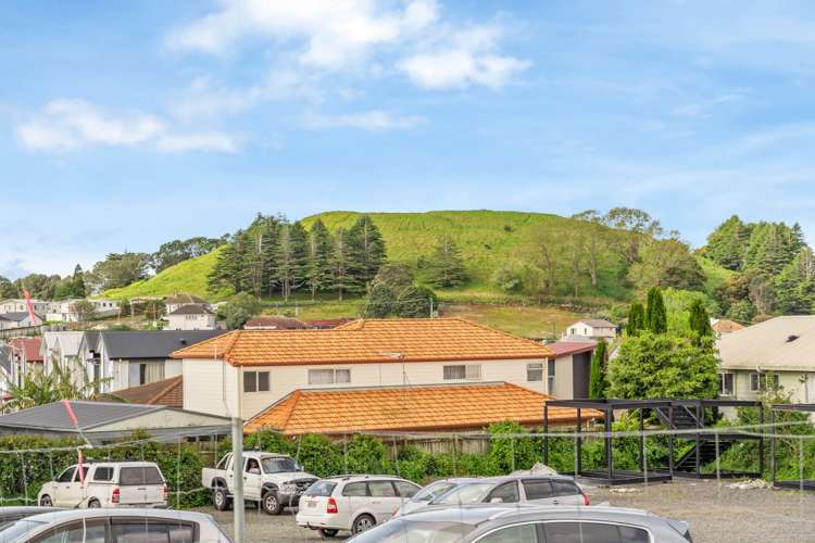 4 Playfair Road Mount Roskill_16