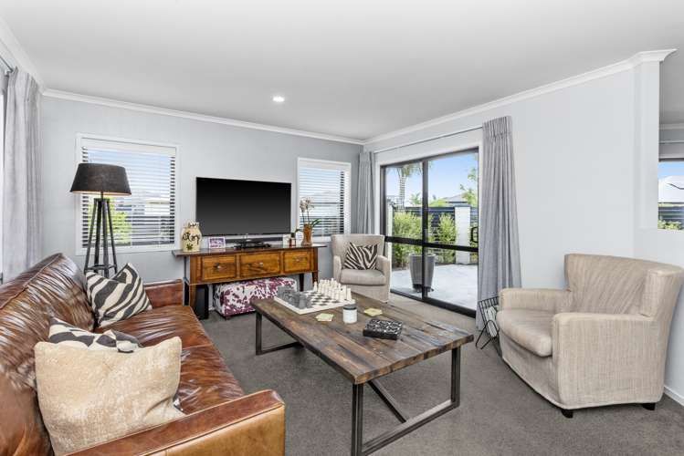 1 Drake Crescent Awatoto_6