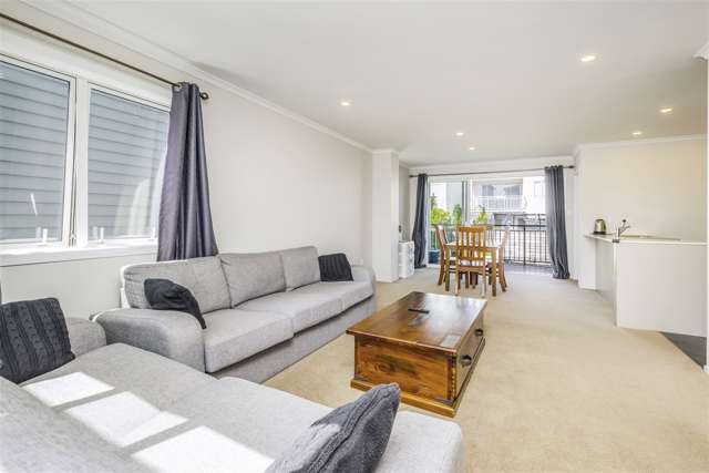 11 Manawatere Way Flat Bush_3