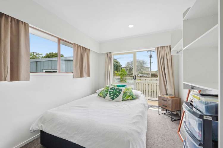 233 Royal Road Royal Heights_18