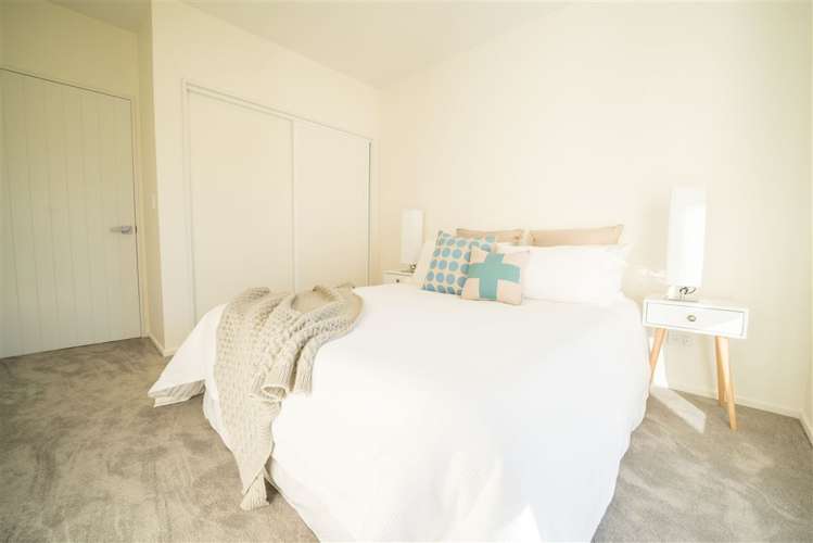 17 Edwin Ebbett Place Wigram_16