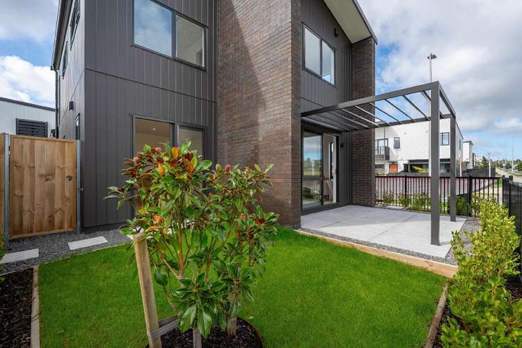 19 Karamu Street Flat Bush_21